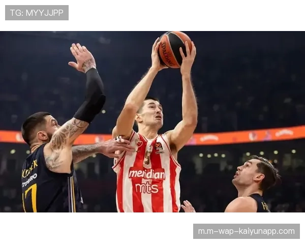 贝尔格莱德红星防线四分钟失守 主场优势未能转化为胜势