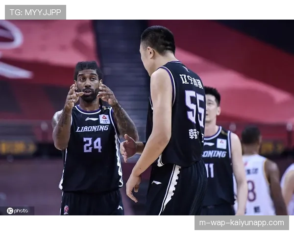 上海阵容深度冠绝联盟 五上五下轮换策略保障体能储备